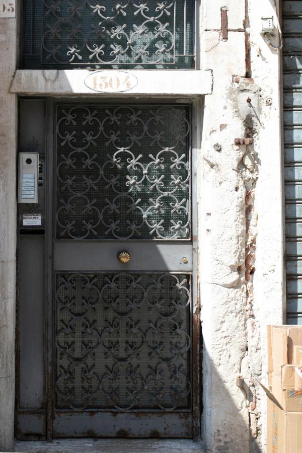 Apartamento Infinite House Guglie Venecia Exterior foto
